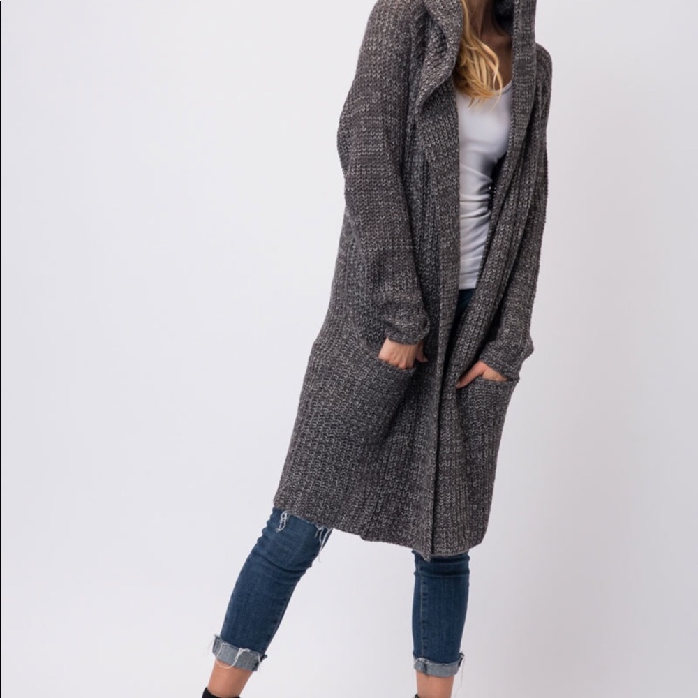 Comfy Chunky Two Toned Knit Hoodie Cardigan - Picture 7 of 8